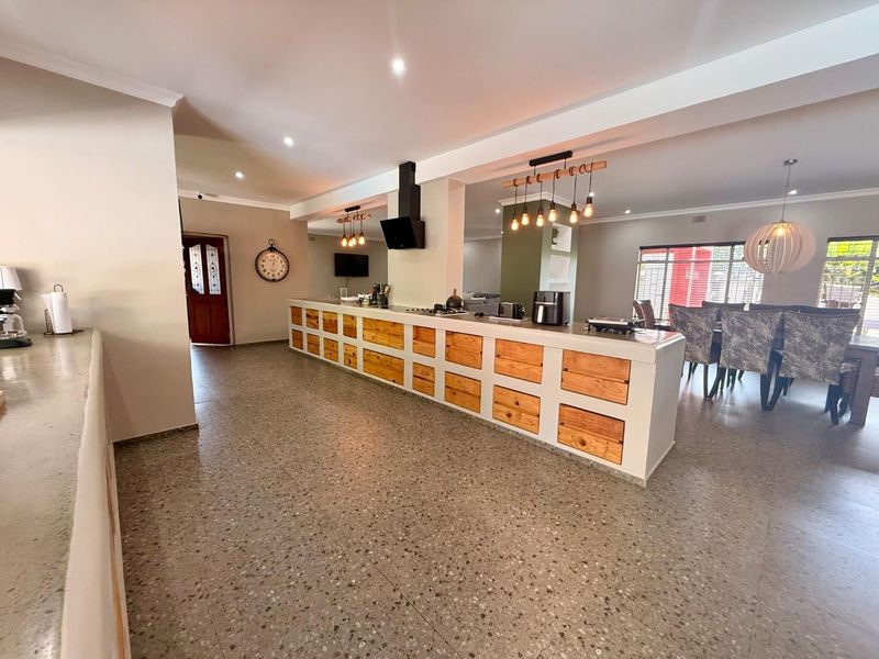Beautiful Large house for sale in vryheid - Photo 9