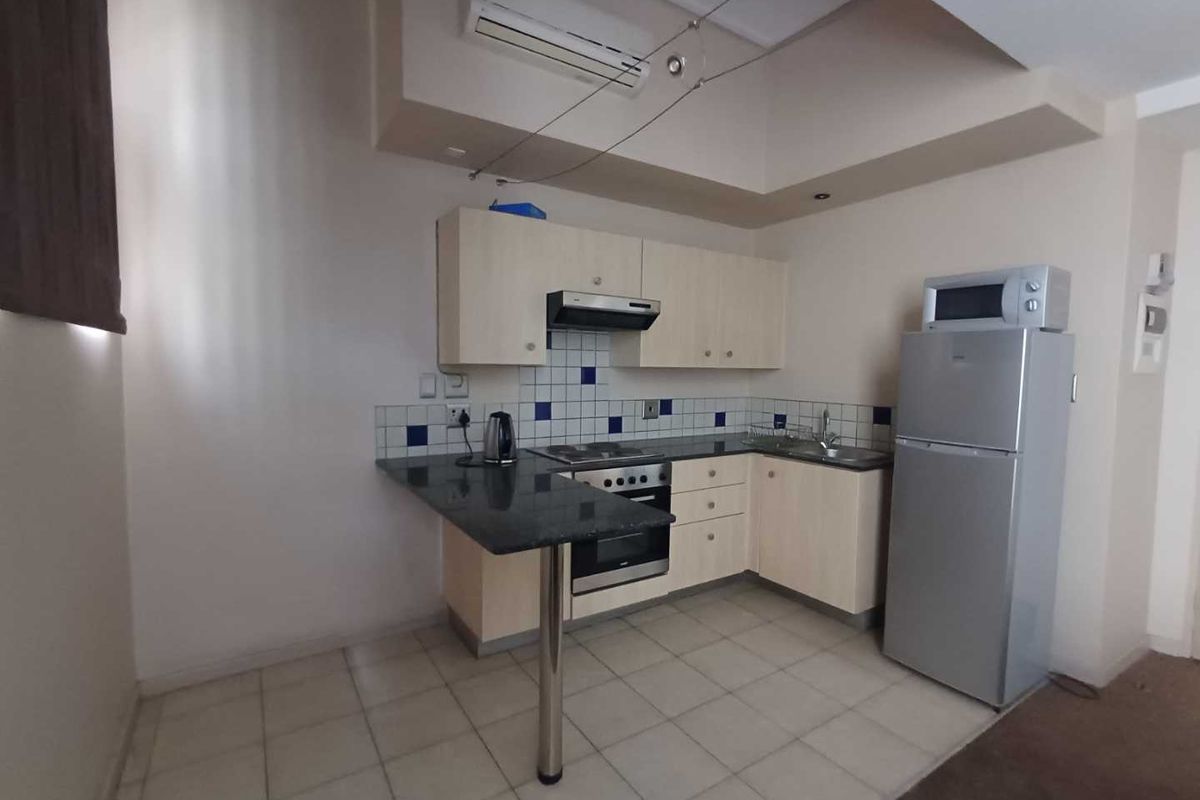 213 Mapungubwe Hotel fully furnished with quality furniture and appliances - Photo 4