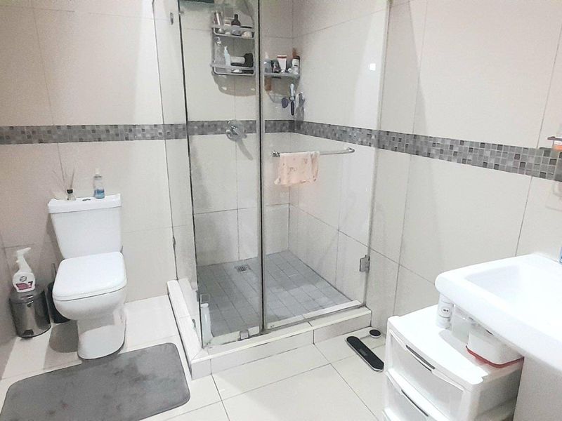 2 bedroom apartment in Umhlanga - Photo 7
