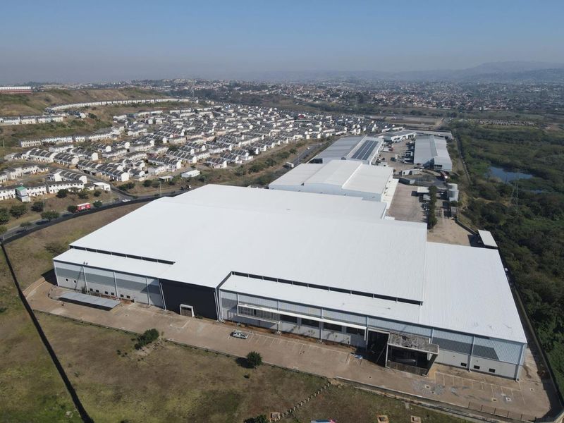 Hendra - Prime 23 000m2 Warehouse to Let – Cornubia - Photo 2