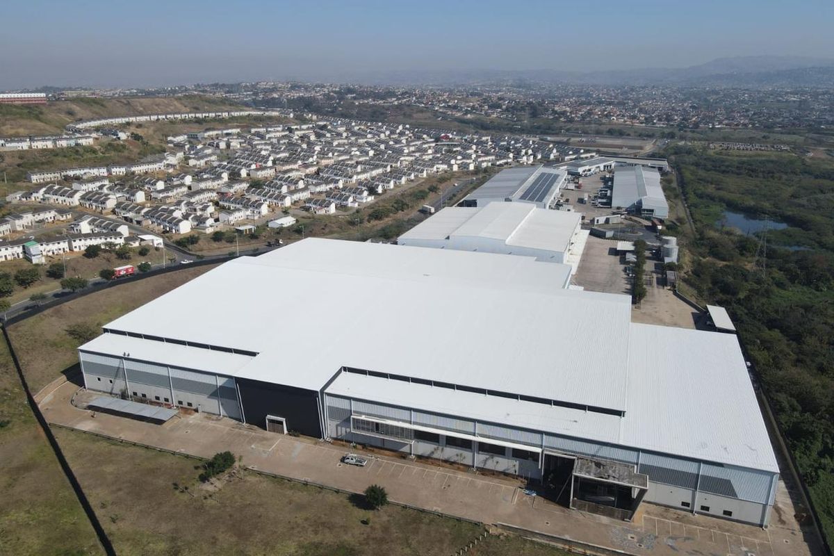 Hendra - Prime 23 000m2 Warehouse to Let – Cornubia - Photo 2