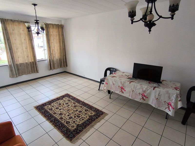 Contemporary Living: Perfect 2-Bed Apartment for You! - Photo 9