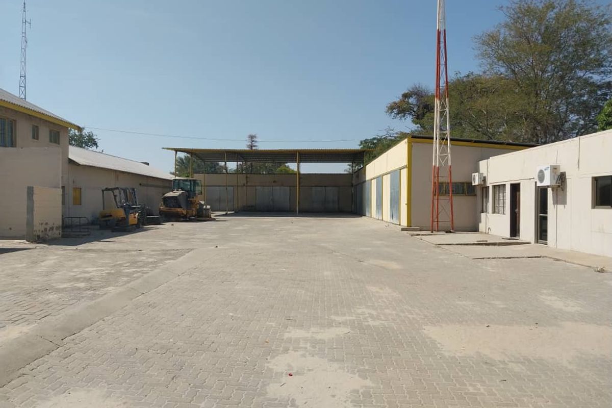 For Sale - General Industrial - Workshops, Office & Dwelling - Photo 4