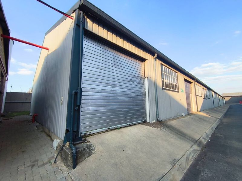 1,025m2 Warehouse To Let in Benoni - Photo 4