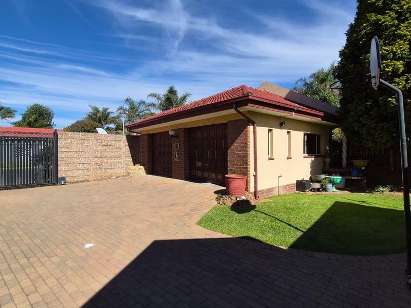 Why Buy One Home... When You Can Get Two? - Photo 8