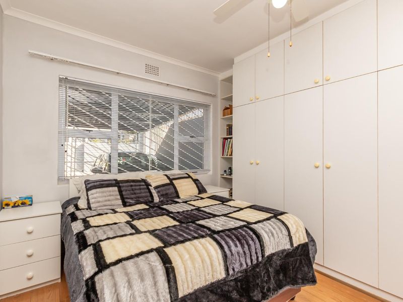 A Stunning Home Awaits... - Photo 9