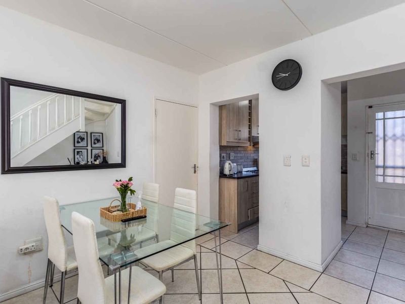 2 Bedroom Duplex Supreme - Photo 2