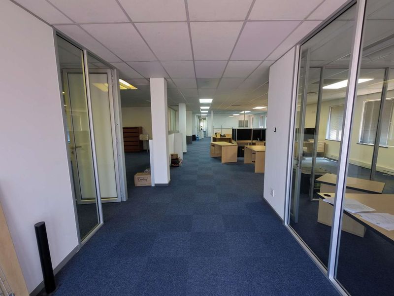Flexible 342m2 Workspace in Sought-After Century City - Photo 8