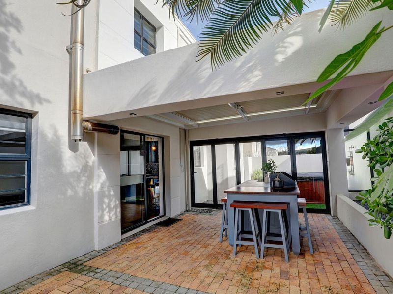 An exceptional opportunity to own a beautiful, modern home offering secure, stylish living in a sought-after, well-managed security estate! - Photo 3