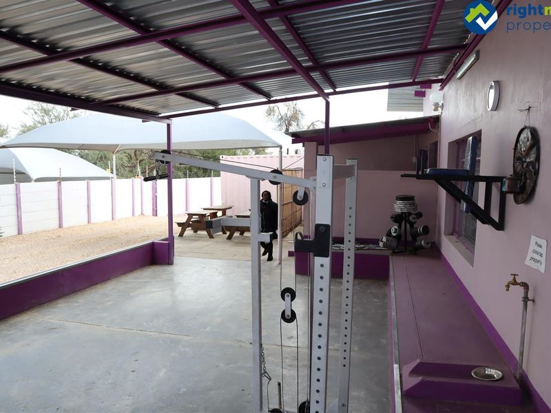 Office for sale in Pioneers Park - Photo 9