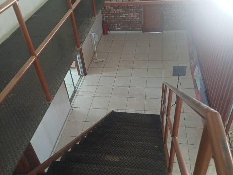 Warehouse To Rent – Lafrenz - Photo 5