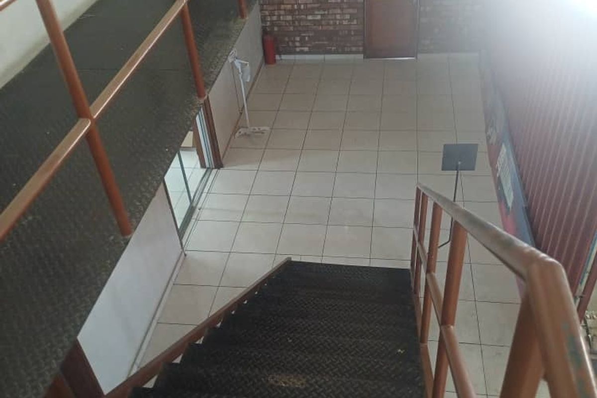 Warehouse To Rent – Lafrenz - Photo 5