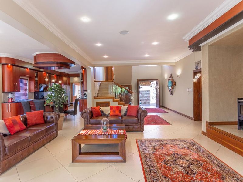 PRIVACY, POSITIONING, PRICE, PROPERTY PERFECTION! - Photo 7