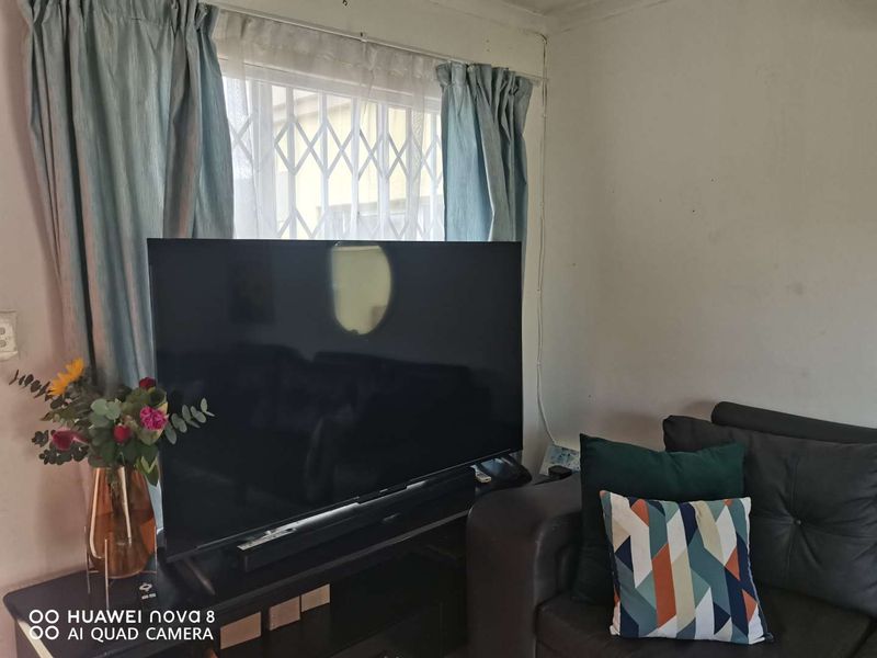 Low-Maintenance 2BR Home in Safe, Well-Maintained Complex - Photo 6