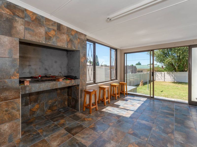 Beautifully Renovated Home Offering Exceptional Income Potential - Photo 3