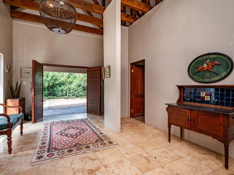 Charming Farm House in Alverstone Equestrian Estate - Photo 6