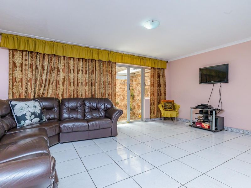 Secure, convenient, and comfortable living - Photo 6