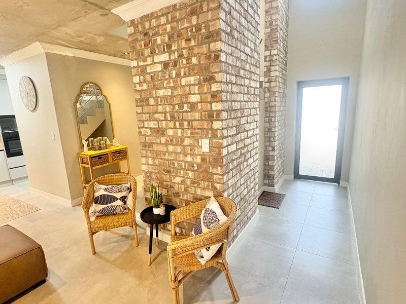 3x Bedrooms Furnished Townhouse To Rent in Ocean View - Photo 6