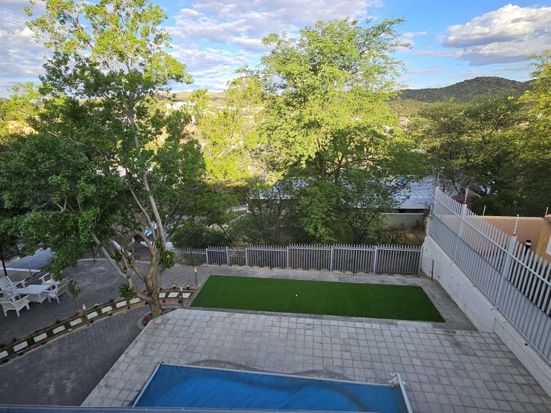 🔥 Eros Hillside Gem With Breathtaking City Views! 🔥 - Photo 7