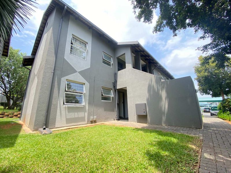 Value Beyond Belief - Ground Floor Unit - Photo 3