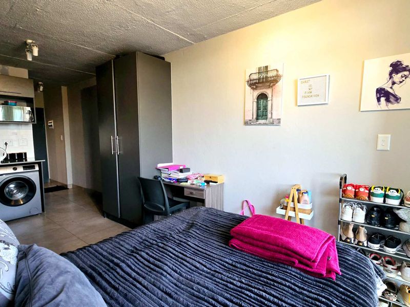 Modern Studio Apartment with Premium Lifestyle Amenities - Photo 7