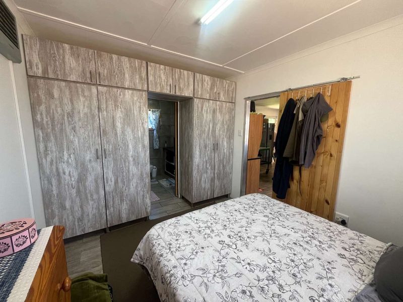 Low-Cost Country Living Just Outside Upington - Photo 3