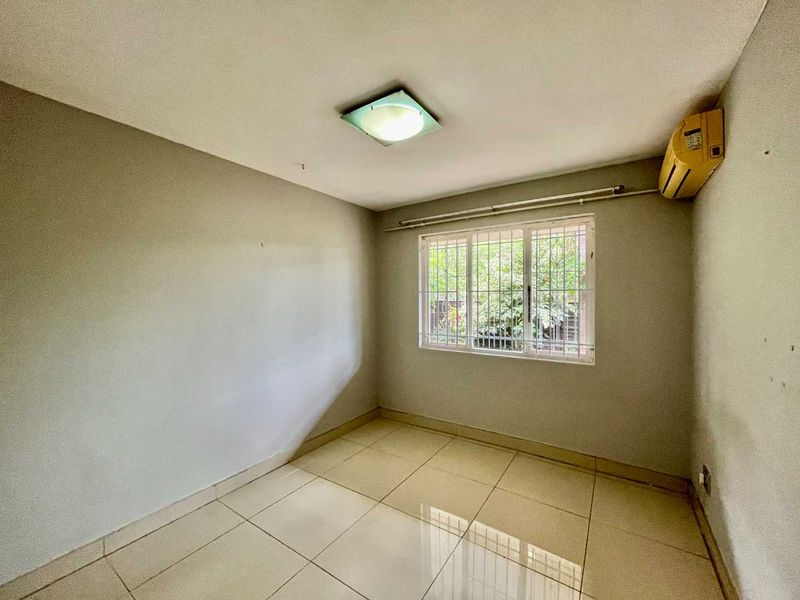 Hendra - 3 Bedroom simplex in Umgeni park - Photo 9