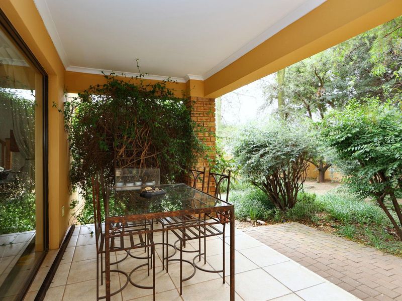 Charming 3-Bedroom Home in Secure Carlswald North Estate - Photo 4