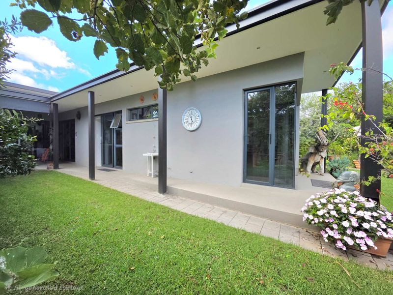 Sophisticated Modern Living in the Heart of Steyn City - Photo 2