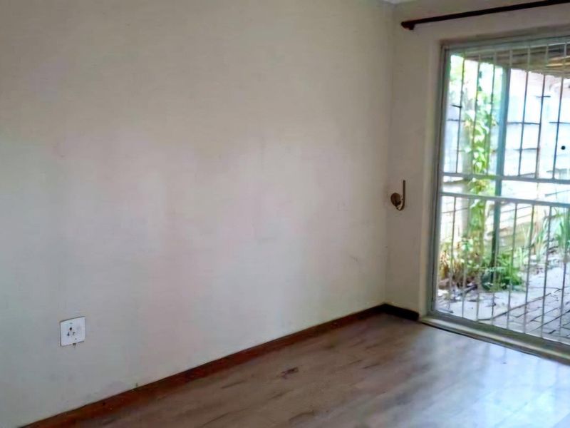 Versatile 7 Bedroom Property with Exceptional Potential in Colbyn - Photo 10