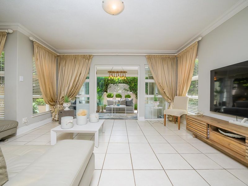 Pet-Friendly Townhouse for Sale | Secure Ilala Ridge Estate | Parking for 4 vehicles - Photo 9