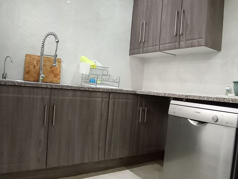 Sophisticated Living with Endless Potential - Photo 7