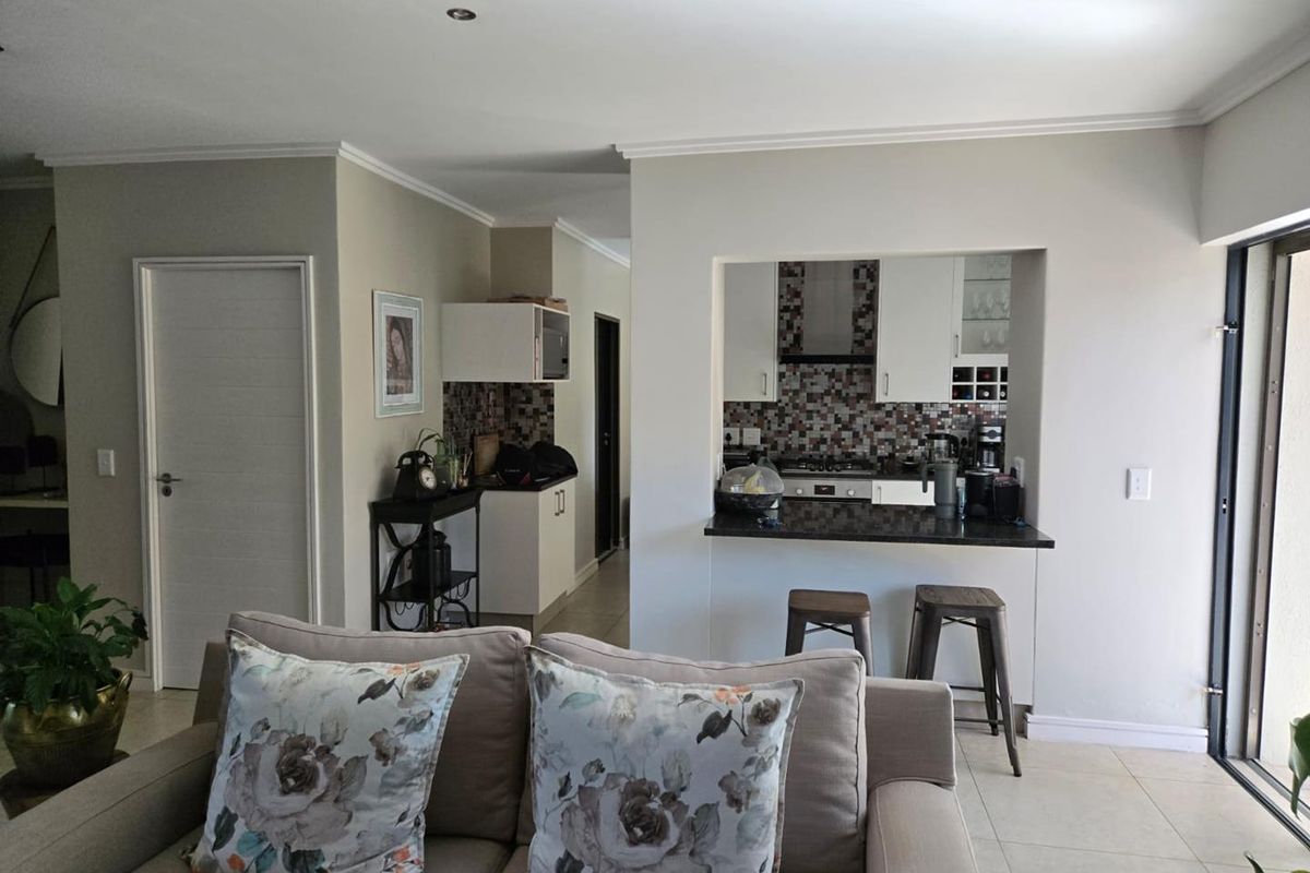 3 bedrooms furnished cluster home available in Kyalami to let - Photo 4