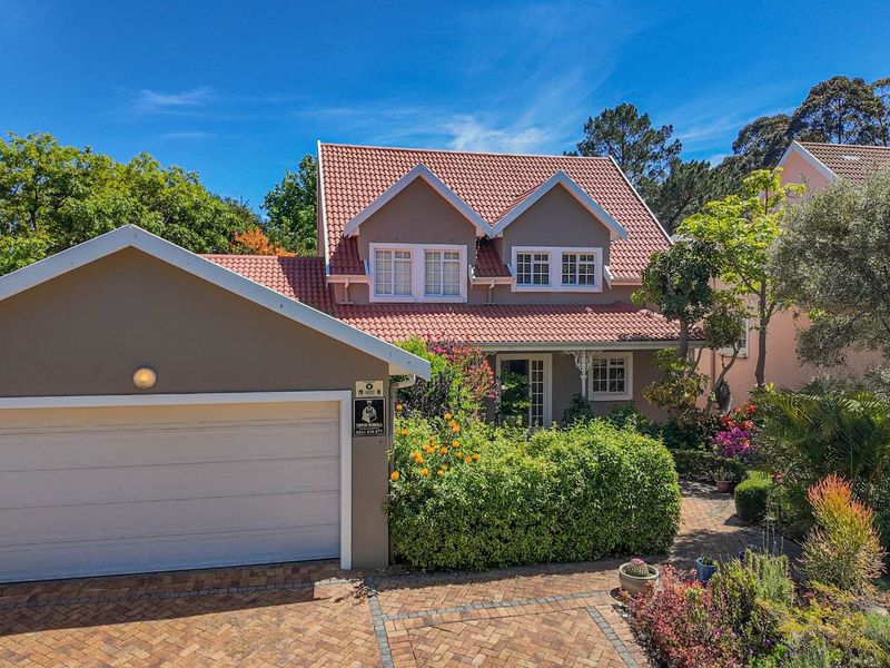 Storybook Charm In Gated Estate!! - Photo 2