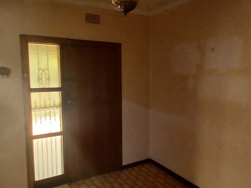 Spacious Family Home with Incredible Potential - Photo 6