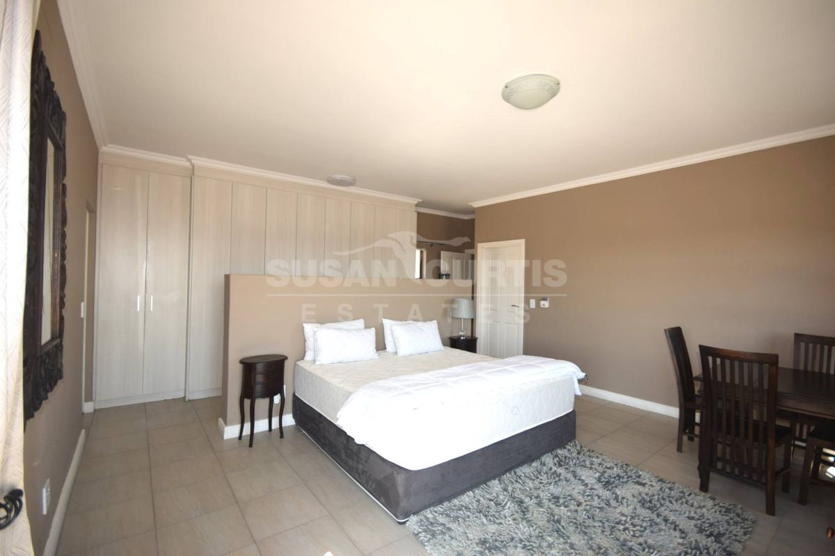 Furnished house in Dolphin Beach - Photo 3