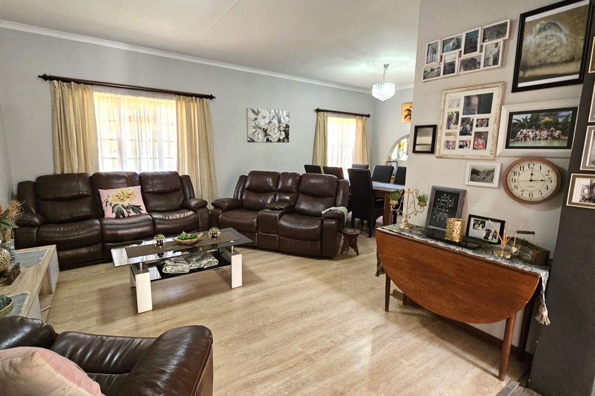 3 Bedroom Family Home in Montana Park - Photo 3