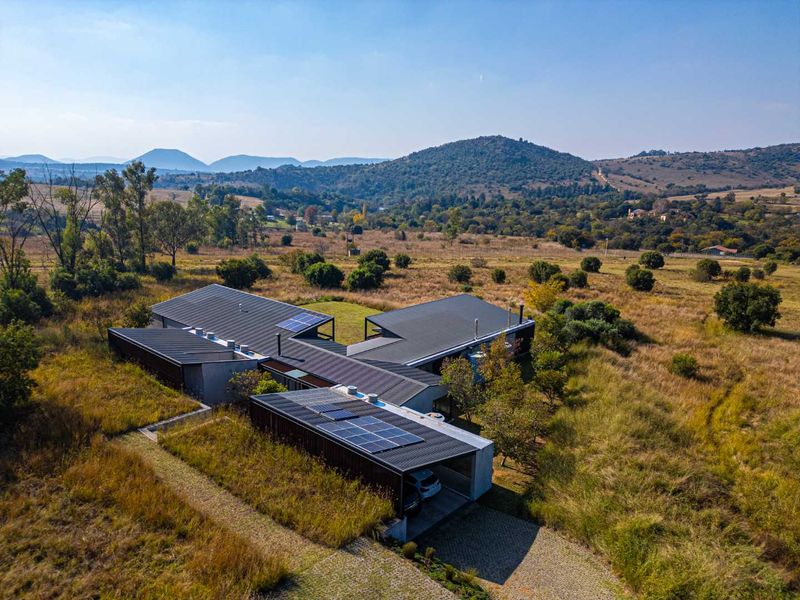 Nestled Within Monaghan Farms Estate - Photo 2