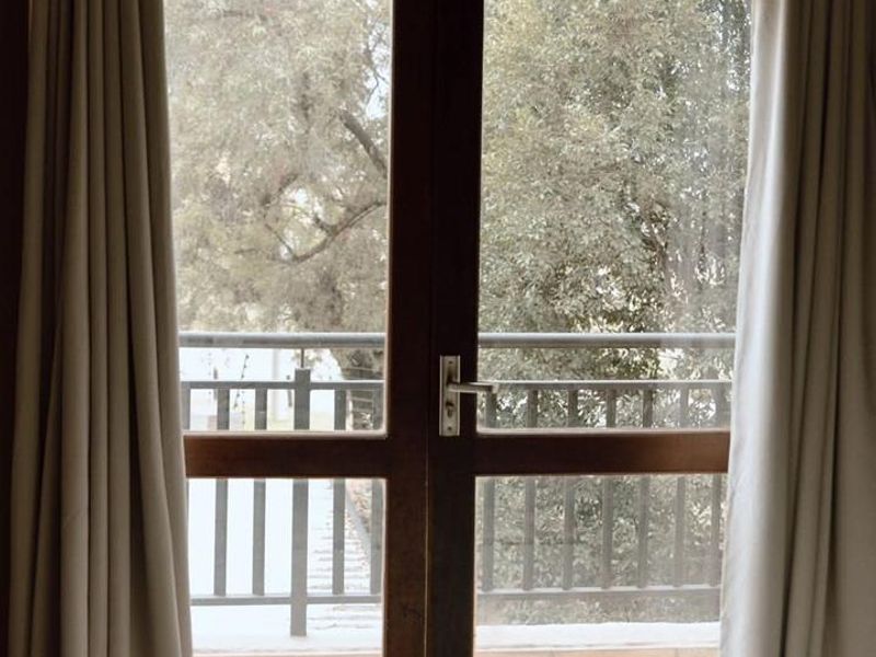 Spacious & Sunny 3-Bedroom Apartment in Prime Waterval East! - Photo 8