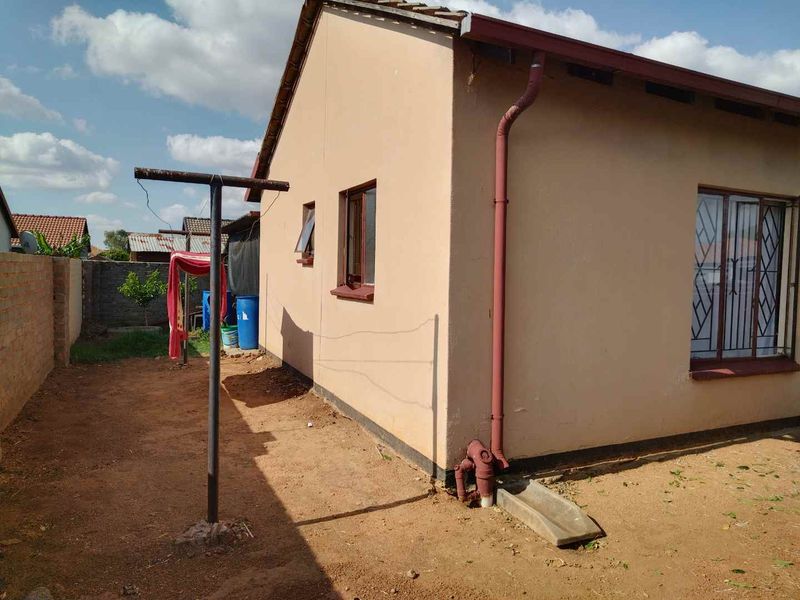 3 bedrooms corner house for sale in Rosslyn - Photo 7