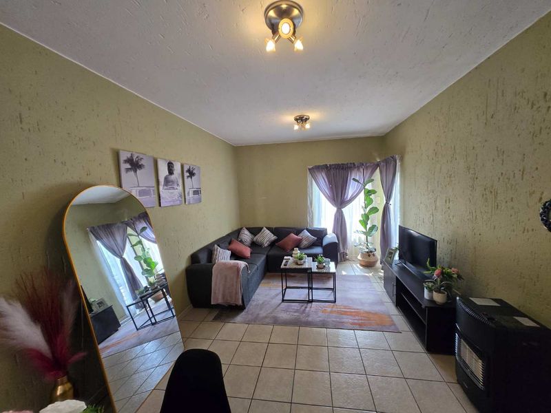 1 Bedroom Apartment for Sale in Ferndale - Photo 4