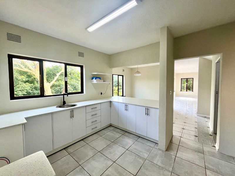 Hendra - Renovated, Income-Ready & Surrounded by Nature in Glen Hills - Photo 2