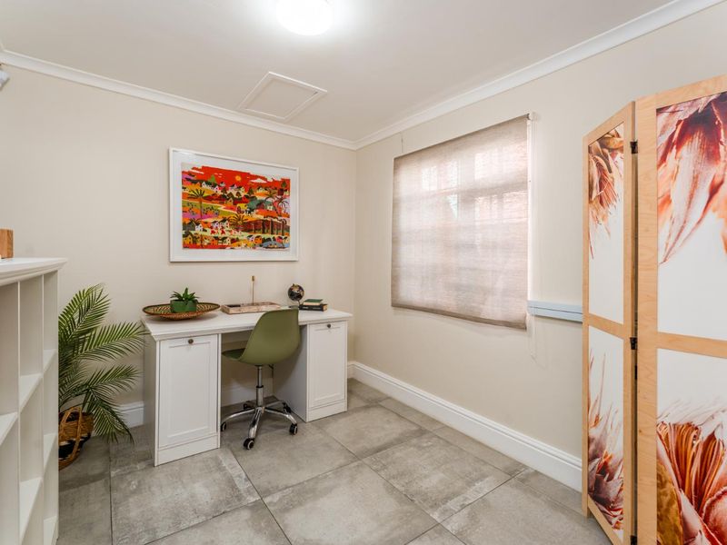 Stylish City double-story home with Modern Comforts in the ever so popular & trendy Bo-Kaap - Photo 8