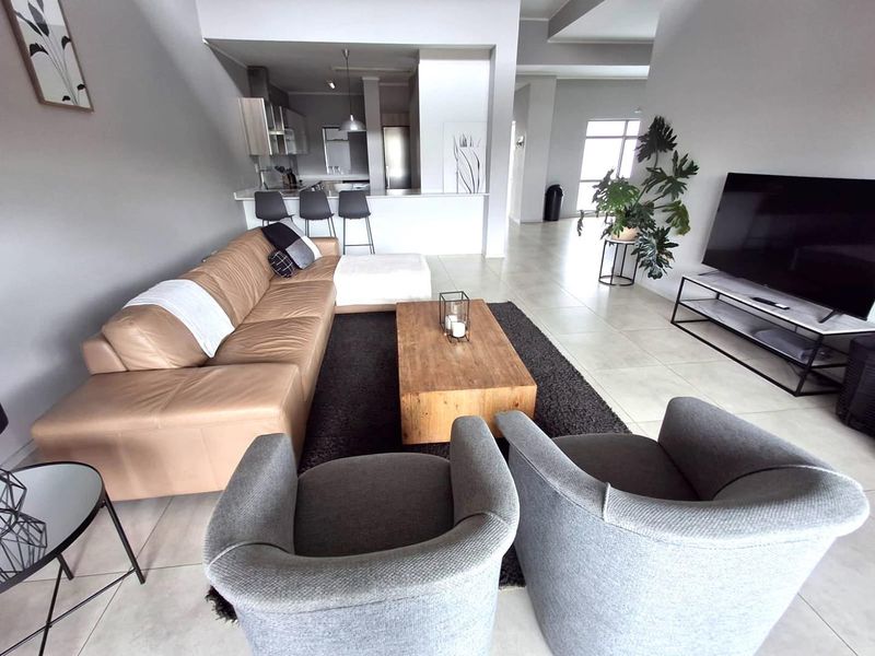 FURNISHED 3 Bedroom Apartment in OAKLANDS - Photo 4