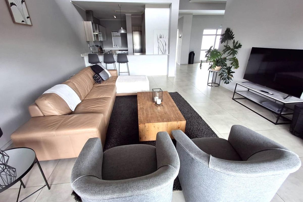 FURNISHED 3 Bedroom Apartment in OAKLANDS - Photo 4