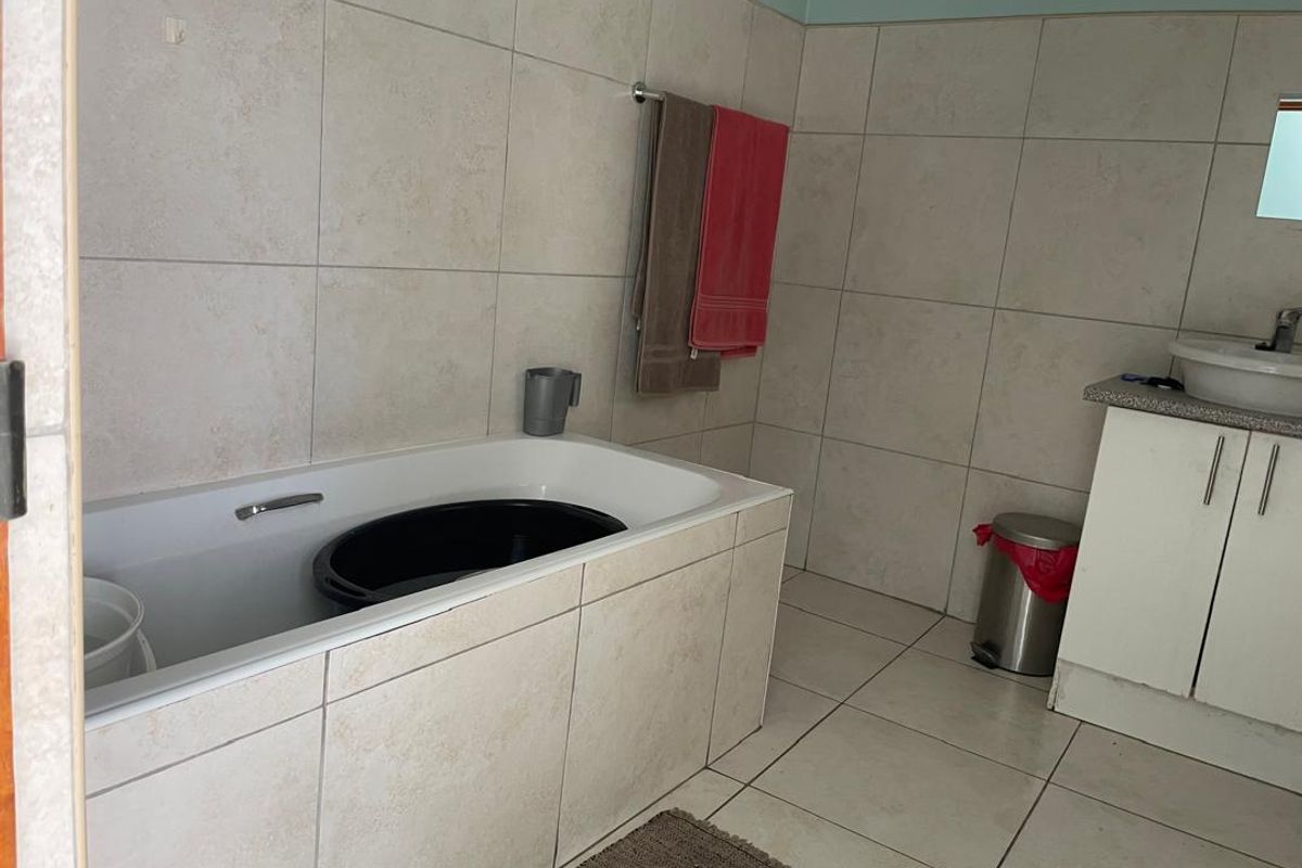 "Charming 2-Bedroom Home with Balcony BBQ - Only N$665,000!" - Photo 5