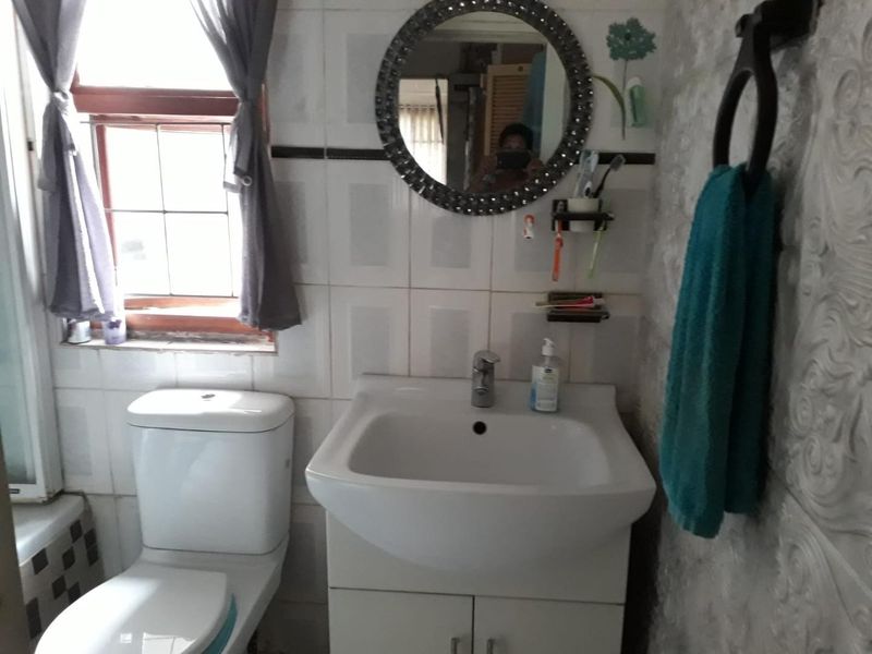 Mount Vernon Home: Space, Security, and Potential! - Photo 10