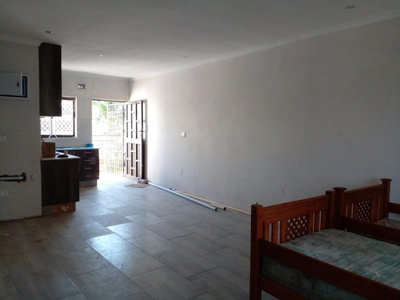 BUSINESS PREMISES FOR OFFICE - Photo 3