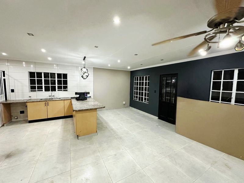 3 Bedroom House In Secure Estate For Sale - Photo 4