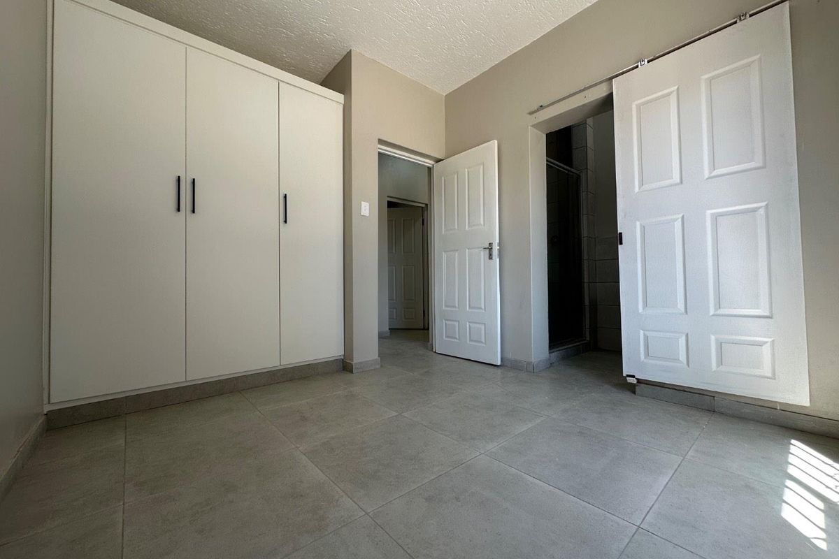 Modern Newly Built 2-Bedroom, 2-Bathroom ground floor Apartment To Let - Photo 3